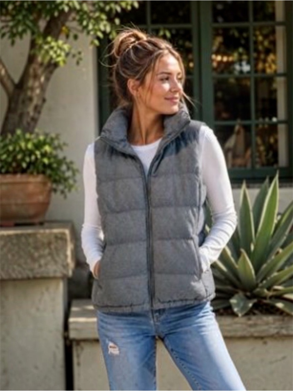 Old Navy Twill Herringbone Wool Blend Puffer Full Zip Vest in Gray Women's XS